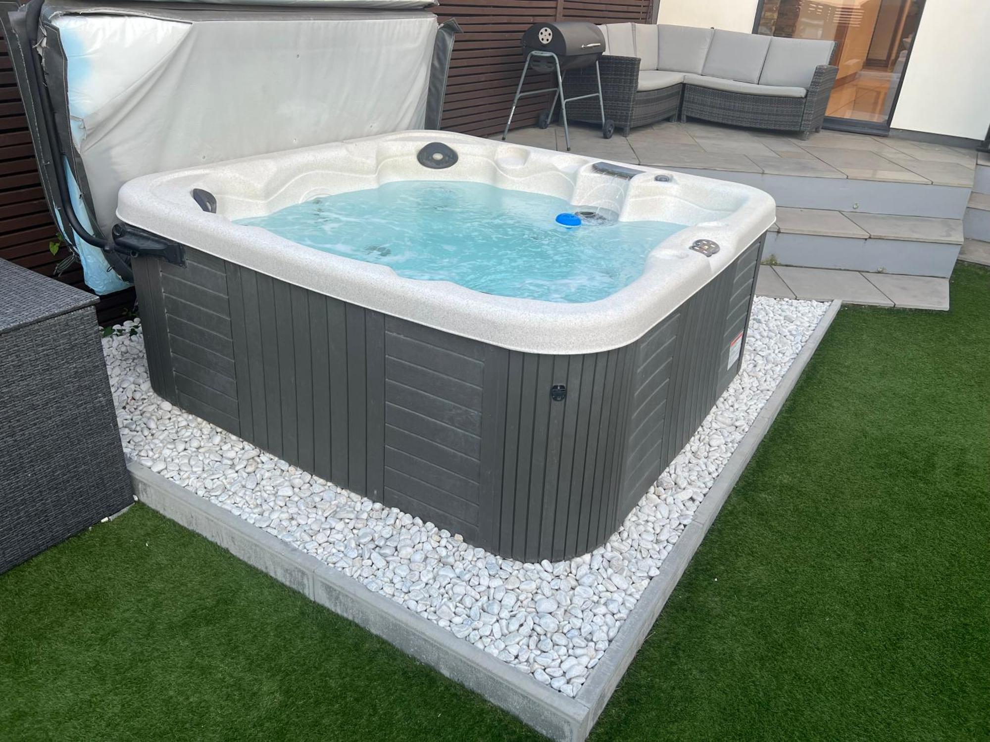 Broadway Beach Home With Hot Tub Herne Bay Dış mekan fotoğraf