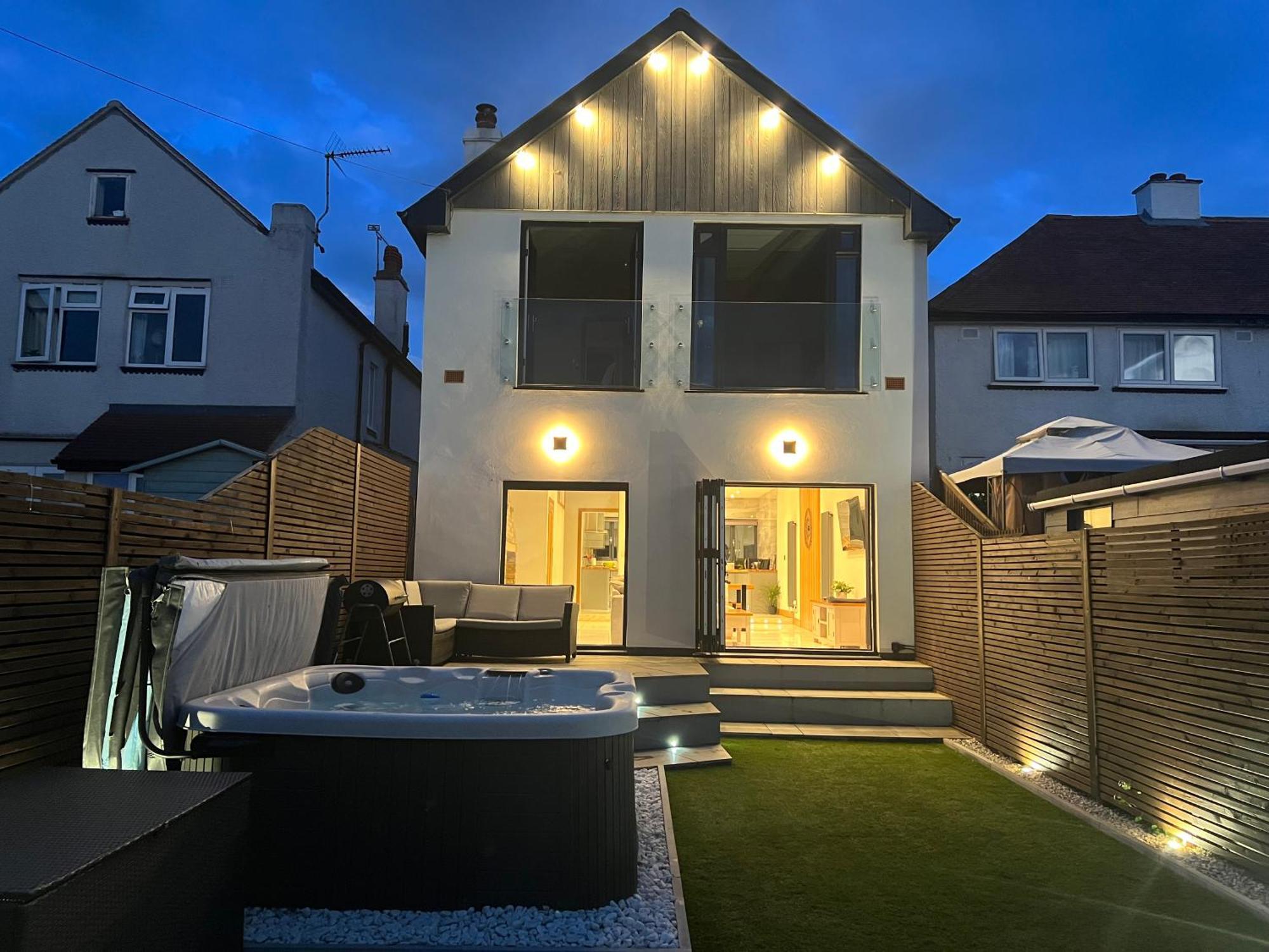 Broadway Beach Home With Hot Tub Herne Bay Dış mekan fotoğraf