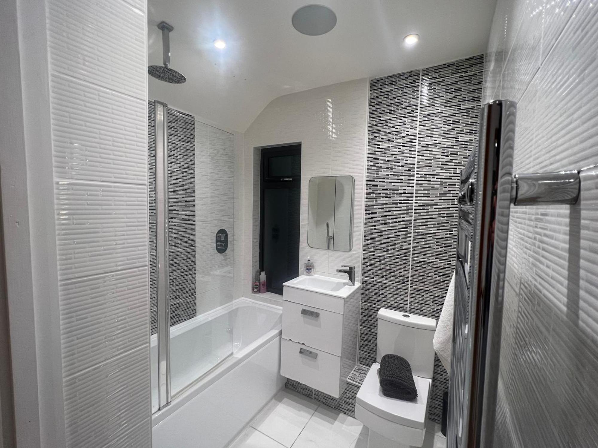 Broadway Beach Home With Hot Tub Herne Bay Dış mekan fotoğraf